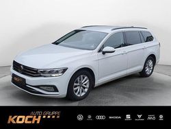 Weiß Gebraucht 2021 VW Passat Business Kombi | 23.430 € (Fairer Preis)