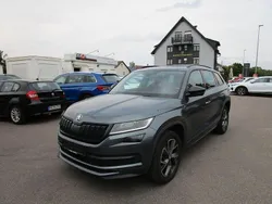 Grau Gebraucht 2020 Skoda Kodiaq SportLine SUV | 27.450 € (Etwas zu teuer)