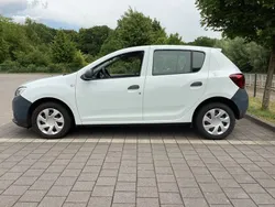 Weiß Gebraucht 2019 Dacia Sandero Acces Kleinwagen | 4.000 € (Superpreis)