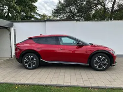 Rot Gebraucht 2023 Kia EV6 SUV | 29.500 € (Fairer Preis)