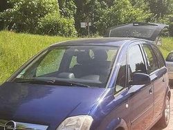 Blau Gebraucht 2007 Opel Meriva Van / Kleinbus | 2.700 € (Teuer)