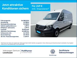 Weiss / candy weiss Gebraucht 2023 VW Crafter Van | 34.980 € (Etwas zu teuer)