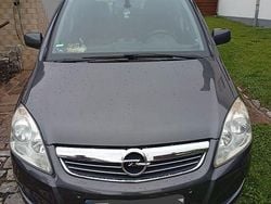 Andere farben Gebraucht 2009 Opel Zafira Edition Van / Kleinbus | 2.300 € (Guter Preis)