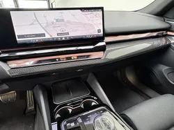 Sophistograu brillant metallic Gebraucht 2025 BMW 540 M Sport Kombi | 77.789 € (Fairer Preis)