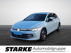 Silber (crystal ice blue metallic) Gebraucht 2025 VW Golf Goal Limousine | 30.880 € (Teuer)