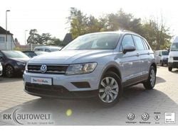 Weiss Gebraucht 2018 VW Tiguan Trendline SUV | 25.990 € (Teuer)