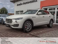 Weiß Gebraucht 2018 Maserati Levante GranLusso SUV | 37.995 € (Superpreis)
