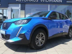 Blau Gebraucht 2022 Peugeot e-2008 Active SUV | 18.695 € (Guter Preis)