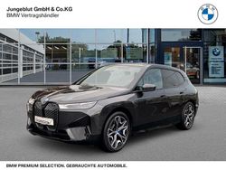 Grau Gebraucht 2022 BMW iX Sport Line SUV | 42.610 € (Etwas zu teuer)