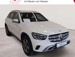 Weiß Gebraucht 2021 Mercedes GLC300e SUV | 28.390 € (Guter Preis)