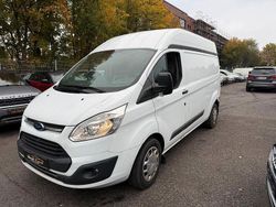 Weiß Gebraucht 2017 Ford Transit Custom Trend Van / Kleinbus | 10.900 € (Superpreis)