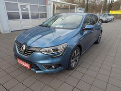 Blau Gebraucht 2018 Renault Mégane IV Bose Edition Limousine | 13.790 € (Fairer Preis)