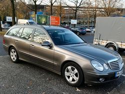 Gebraucht 2009 Mercedes E230 Kombi | 4.900 €