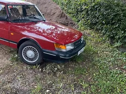 Rot Gebraucht 1993 Saab 900 Kleinwagen | 28.500 €