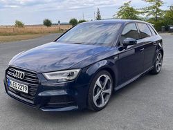Blau Gebraucht 2016 Audi A3 Sport Limousine | 19.750 € (Etwas zu teuer)