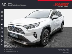 Platinweiss metallic Gebraucht 2023 Toyota RAV4 Hybrid Team SUV | 34.985 € (Superpreis)