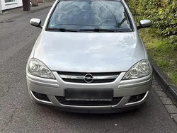 Silber Gebraucht 2005 Opel Corsa Kleinwagen | 650 € (Guter Preis)
