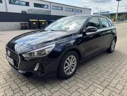 Schwarz Gebraucht 2018 Hyundai i30 Select Limousine | 11.699 € (Fairer Preis)