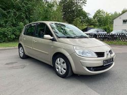 Pfefferbeige Gebraucht 2007 Renault Scénic II Avantage Van / Kleinbus | 3.590 € (Etwas zu teuer)