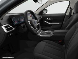 Skyscraper grau metallic Gebraucht 2024 BMW 318 Comfort Edition Kombi | 35.964 € (Fairer Preis)