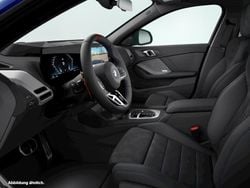 Portimao blau Gebraucht 2025 BMW M135 Shadowline Kleinwagen | 44.284 € (Guter Preis)
