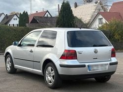 Silber Gebraucht 2003 VW Golf Limousine | 2.299 € (Guter Preis)