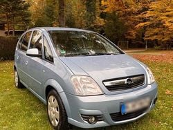Blau Gebraucht 2007 Opel Meriva Van / Kleinbus | 1.750 € (Guter Preis)