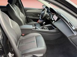 Schwarz Gebraucht 2024 Peugeot 308 Allure Limousine | 16.820 €