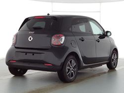 Schwarz Gebraucht 2020 Smart ForFour Electric Drive Passion Exclusive Limousine | 12.555 € (Fairer Preis)