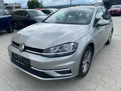 Tungsten silver metallic Gebraucht 2018 VW Golf VII Comfortline Kombi | 16.700 € (Fairer Preis)