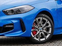 Blau Gebraucht 2023 BMW 120 M Sport Kleinwagen | 29.500 € (Fairer Preis)