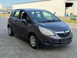 Grau Gebraucht 2012 Opel Meriva Selection Van / Kleinbus | 4.990 € (Guter Preis)
