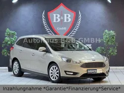 Silber Gebraucht 2015 Ford Focus Titanium Kombi | 7.990 € (Fairer Preis)