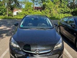Schwarz Gebraucht 2014 Opel Astra Eco Kombi | 4.000 € (Guter Preis)