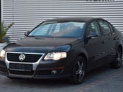 Grau Gebraucht 2009 VW Passat Trendline Limousine | 3.999 € (Fairer Preis)
