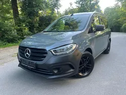Grau Gebraucht 2022 Mercedes Citan 110 Kombi | 18.290 € (Fairer Preis)
