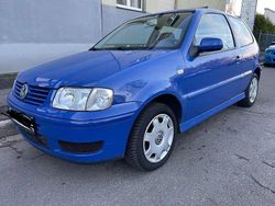 Blau Gebraucht 2000 VW Polo Basis Limousine | 2.200 € (Fairer Preis)
