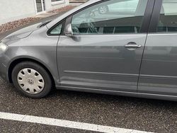 Grau Gebraucht 2010 VW Golf VI Kleinwagen | 5.499 € (Fairer Preis)