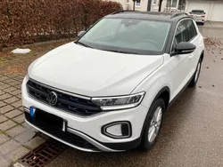 Weiß Gebraucht 2023 VW T-Roc Life SUV | 22.600 € (Fairer Preis)