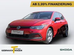 Rot Gebraucht 2021 VW Golf VIII Active Limousine | 15.680 € (Guter Preis)