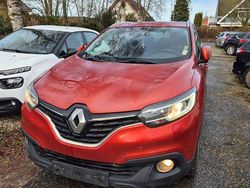 Rot Gebraucht 2015 Renault Kadjar Bose Edition SUV | 7.600 € (Teuer)