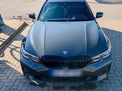 Grau Gebraucht 2021 BMW 318 Kombi | 24.000 € (Fairer Preis)