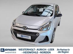 Silber Gebraucht 2019 Hyundai i10 Select Kleinwagen | 11.490 € (Teuer)