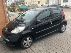 Schwarz Gebraucht 2009 Peugeot 107 Kleinwagen | 2.690 € (Fairer Preis)