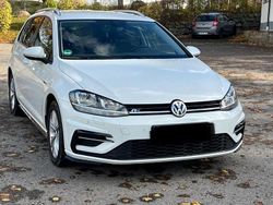 Weiß Gebraucht 2020 VW Golf VII R-line Kombi | 12.299 € (Guter Preis)