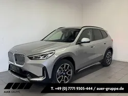 Silber Gebraucht 2025 BMW iX1 Sport Line SUV | 47.600 € (Etwas zu teuer)