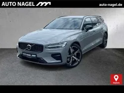 Vapour grey / Gebraucht 2025 Volvo V60 Plus Kombi | 40.800 € (Fairer Preis)