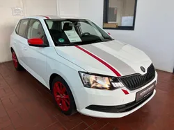 Weiß Gebraucht 2017 Skoda Fabia Kleinwagen | 7.990 € (Fairer Preis)