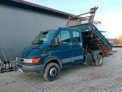 Blau Gebraucht 2003 Iveco Daily Limousine | 8.200 €