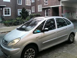 Silber Gebraucht 2003 Citroën Xsara Picasso Van / Kleinbus | 1.000 € (Etwas zu teuer)